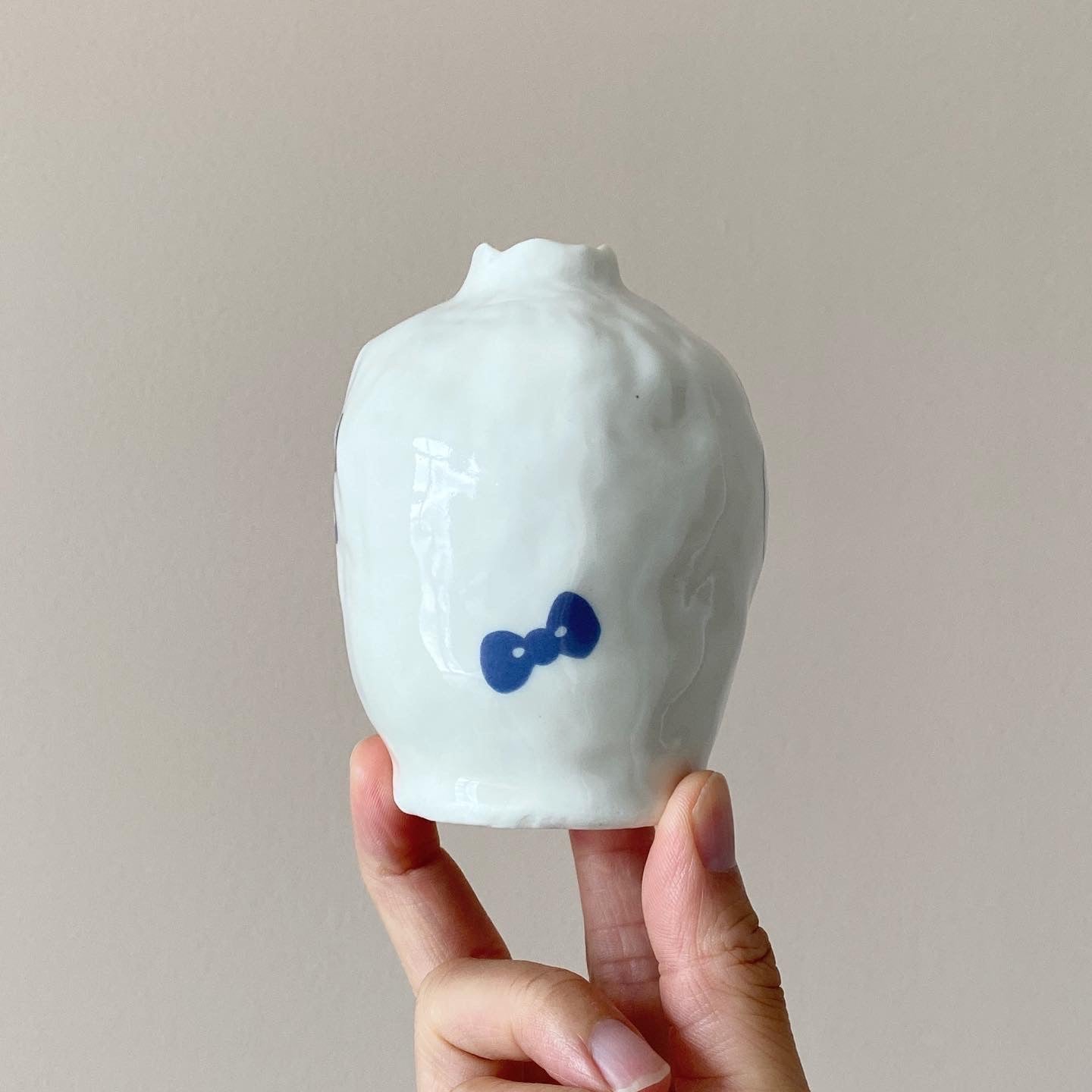 HELL NO KITTY Motif Vase 01