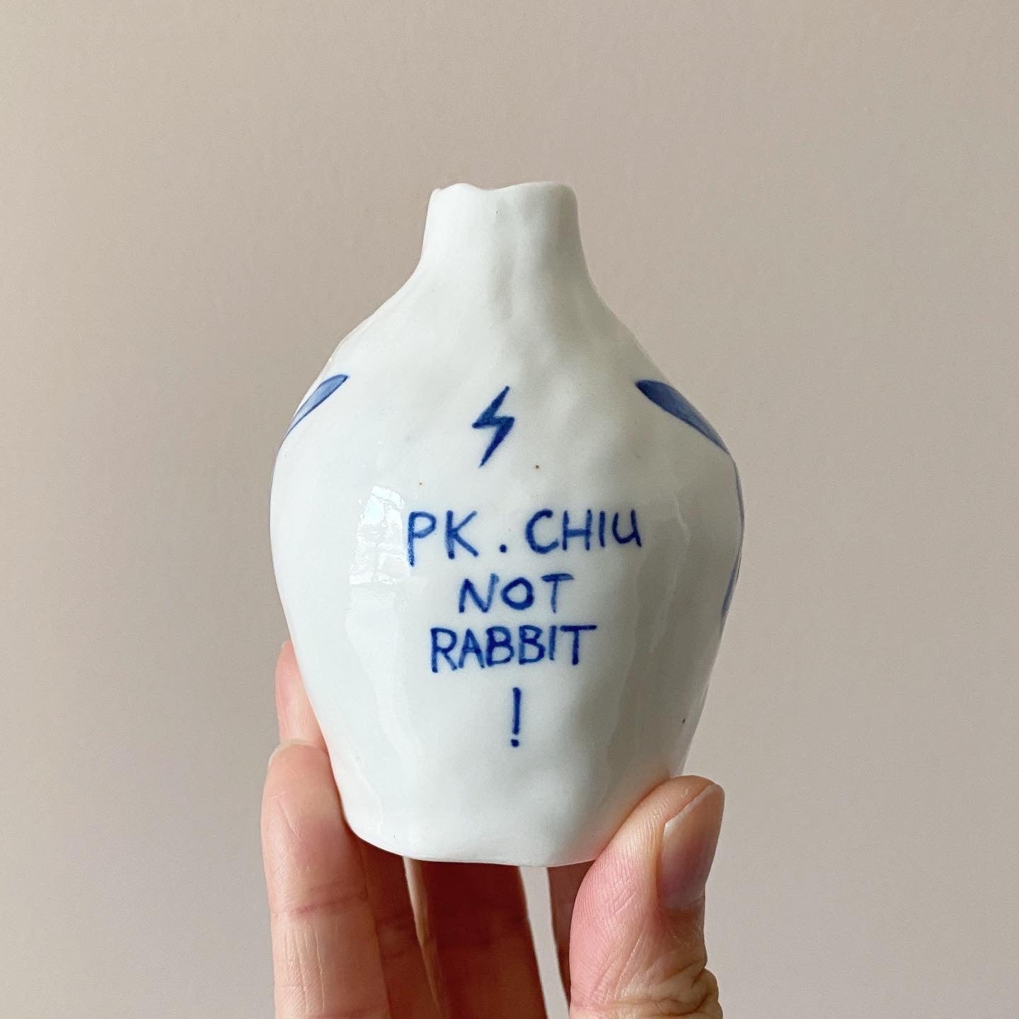 PK Chiu Vase 01